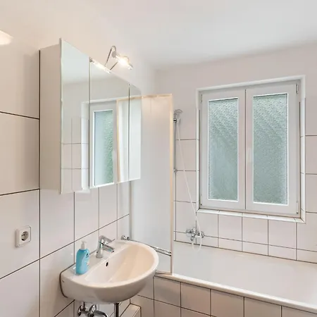 Schoenes Mit Terrasse Holiday home *